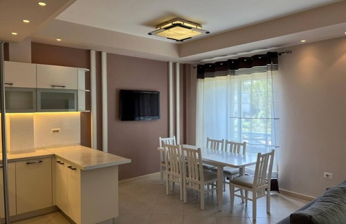 Ishem Apartment | Tulip by Sea Lura 1