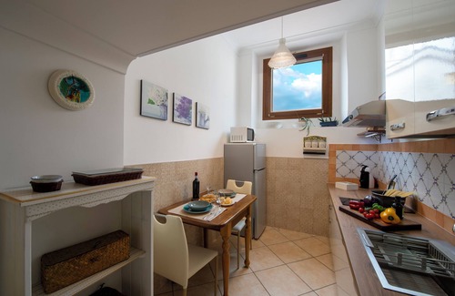 Bomerano Apartment | Tulip Suite apartment