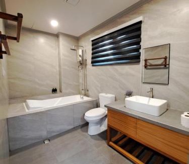 Llorente House | Tungkip House Bed and Breakfast