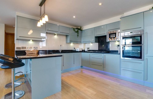 Swanage House | Tuppence View - Two Bedroom House, Sleeps 4