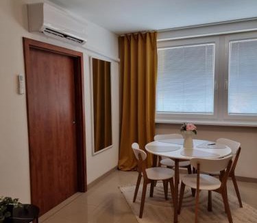 Nove Zamky Apartment | Turecka 49 Apt 2