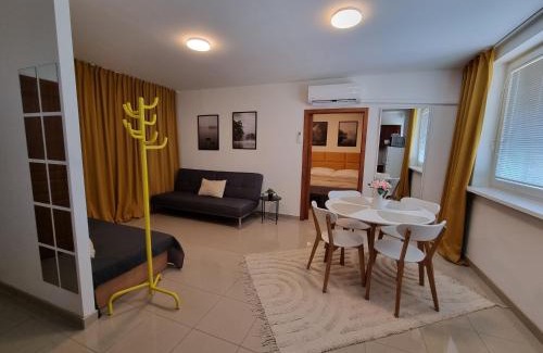 Nove Zamky Apartment | Turecka 49 Apt 2