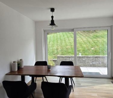 Machtolsheim Apartment | Turners Suite