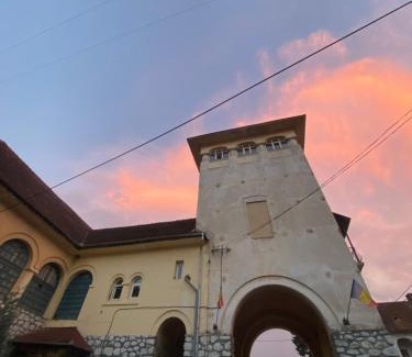 Corbeni House | Turnul Mareșalului -Casă de Vacanță cu Panoramă 360 în Inima Naturii, lângă Transfăgărășan