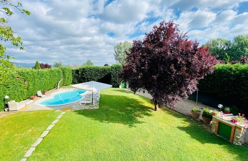 Figline e Incisa Valdarno Villa | Tuscany Garden Villa