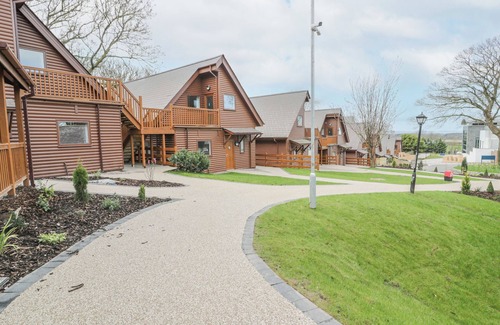 Meliden Cottage | TWIN HOTEL ROOM, romantic, character holiday cottage in Dyserth