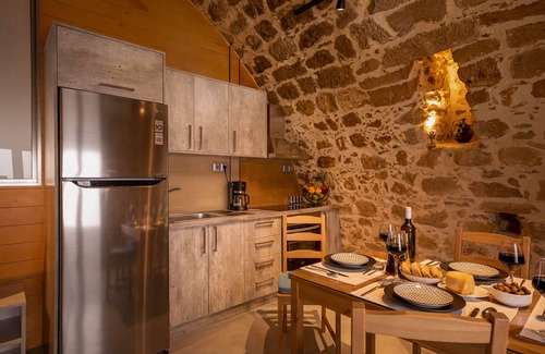 Gerani House | Twin's House - Gerani Center