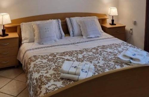 Baska Apartment | Two bedroom apartment with terrace Draga Bašćanska, Krk (A-21623-a)