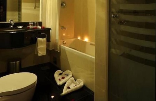 Al Nahda Apartment | Two Bedroom Apartment Near Safeer Mall Sharjah
