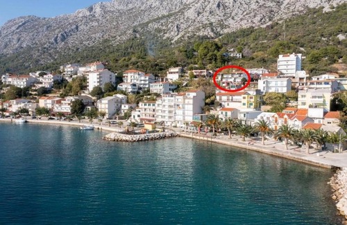 Zivogosce Apartment | Two bedroom apartment with balcony and sea view Živogošće - Porat, Makarska (A-16289-d)