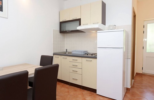 Trstenik Apartment | Two bedroom apartment with terrace Trstenik, Pelješac (A-10109-a)