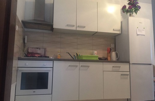 Bogomolje Apartment | Two bedroom apartment near beach Cove Mala Pogorila, Hvar (A-8953-a)