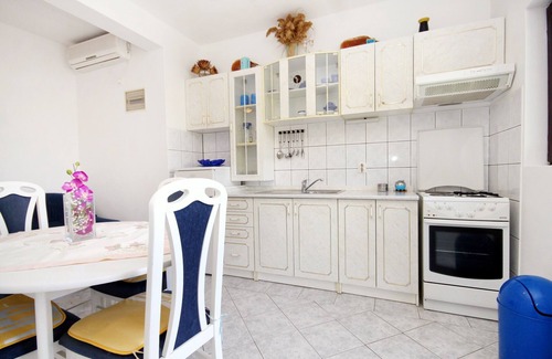 Prizba Apartment | Two bedroom apartment with terrace and sea view Prižba, Korčula (A-219-b)