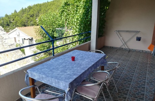 Ivan Dolac Apartment | Two bedroom apartment with terrace and sea view Ivan Dolac, Hvar (A-8797-b)