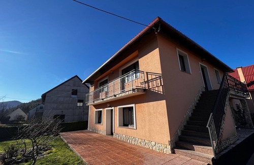Fuzine Apartment | Two bedroom apartment with terrace Lič, Gorski kotar (A-20420-a)