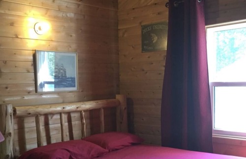 Manitoulin District Cottage | Two Bedroom Cottage on a Private Sand Beach in Long Bay, Lake Kagawong