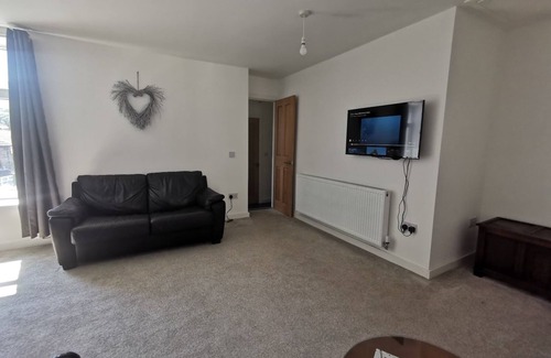 Aber Valley Apartment | Two bedroom flat self contained above our quiet little gift shop, Caerphilly