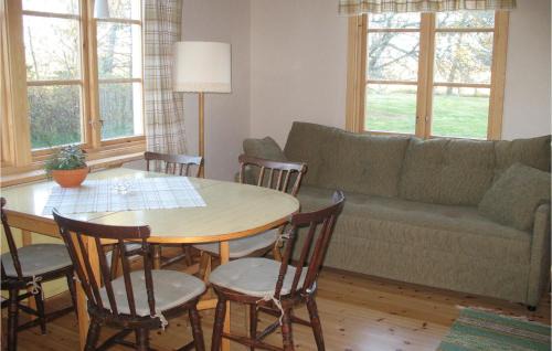 Silverdalen House | Two-Bedroom Holiday Home In Silverdalen