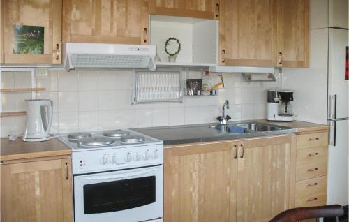 Silverdalen House | Two-Bedroom Holiday Home In Silverdalen