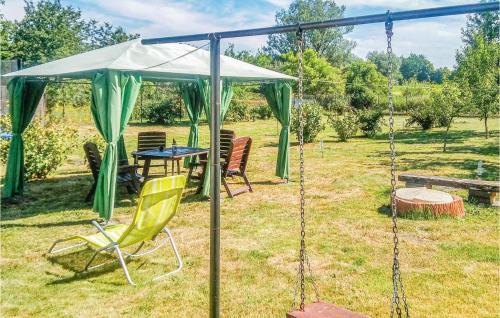 Osno Lubuskie House | Two-Bedroom Holiday Home In Osno Lubuskie