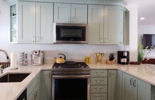 Hallowell Apartment | Two bedroom Mid Century Modern apartment in Downtown Hallowell
