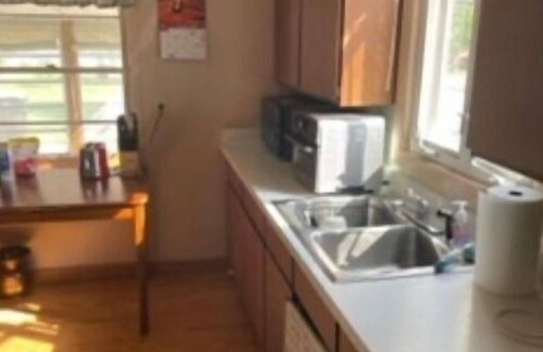 Waupun House | Two bedroom ranch that sleeps 5 Ideal for NFL Draft, EAA, Little League tourneys
