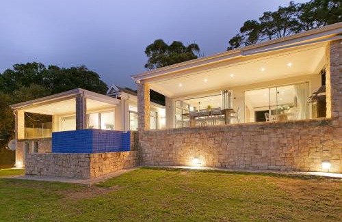 Constantia Villa | Two Luxury Villas - 10-Bed - Lyonesse & Lyons Den