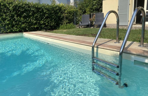 Entratico House | Two-room apartment in villa with private garden