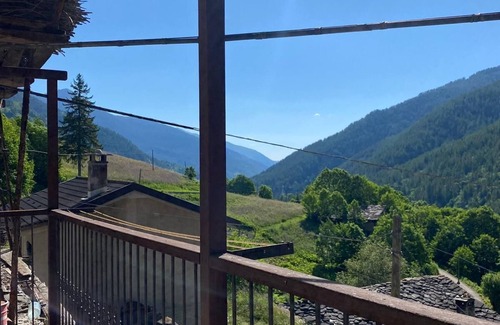 Bellino House | Two-story house, animals welcome, in the heart of the Occitan village.