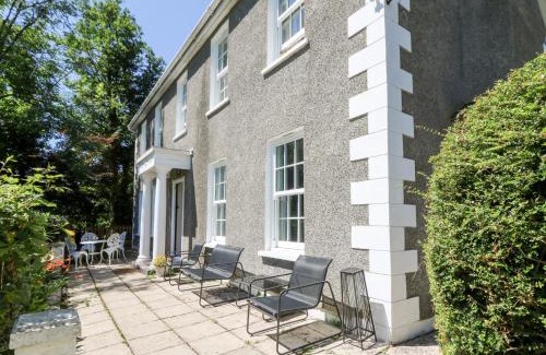 Margam House | Ty Caredig