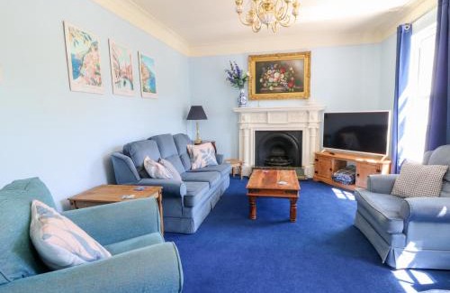Margam House | Ty Caredig