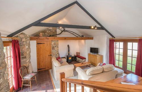 Trefasser House | Ty Uchaf Cottage