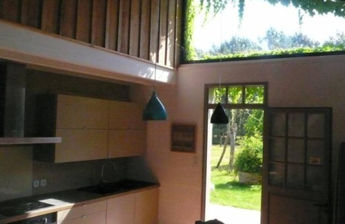 Messanges House | Typical regional house, fully and tastefully renovated with old bricks and beams, very sunny surrounded by old trees & vinyards, close to huge beaches & golf courses.