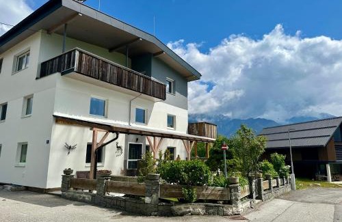 Inzing Apartment | Tyrolyl - Ferienhaus Tirol