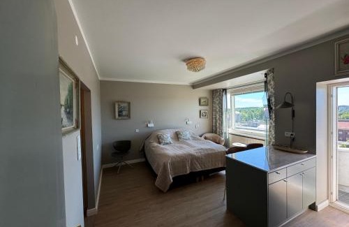 Lahti Apartment | Tyylikäs maisema-asunto asemalla