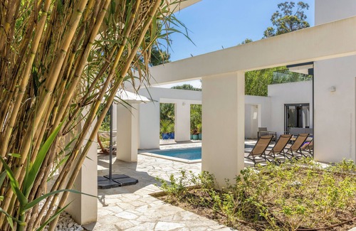 Taglio-Isolaccio Villa | U Magazinu - Architect-designed villa by the sea