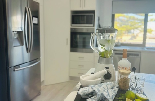 Moana House | U2 at Moana Beach Esplanade Exclusive 2 Bdrm Apt WiFi Spa Pet Friendly