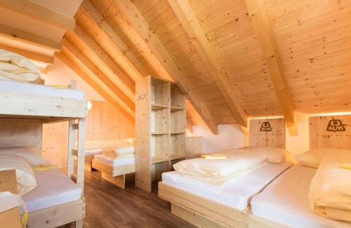 Imst-Gurgltal House | UALM Untermarkter Alm