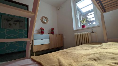 Hostinne House | Ubytování Pod Něžnym Obrem