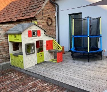 Zajeci House | Ubytování U Starých