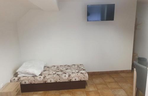 Kuty House | Ubytovanie FRENAT