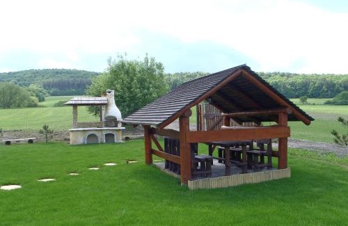 Velka Causa Apartment | Ubytovanie Koliba Pacho - Zrub Katka