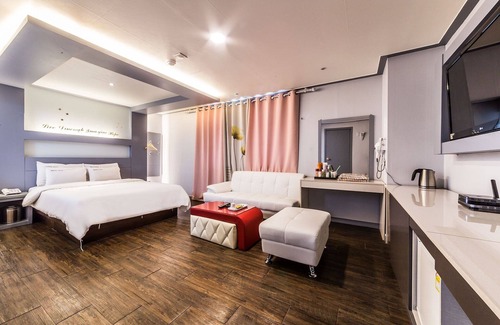 Sam-dong Hotel | Uiwang Luxury