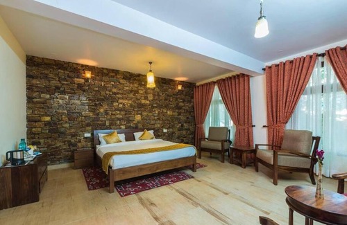 Nainital Villa | UK 04 3BR Homestay In Nainital (Pet Friendly)