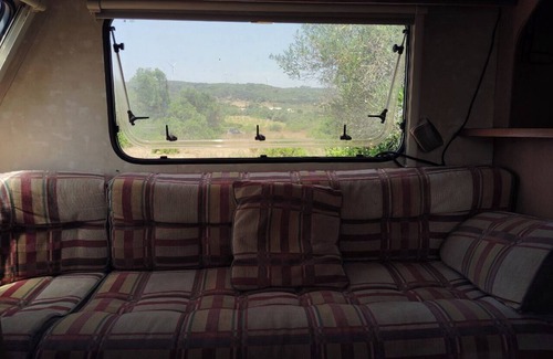 Lagos House | Uljanas caravana for 2 with view of the rescued horses