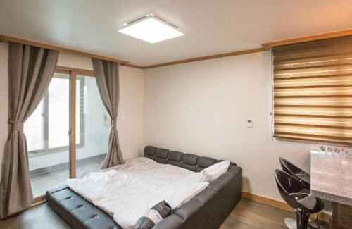 Taesong House | Ulsan Ghanjeolgot Suhocheonsa Pension