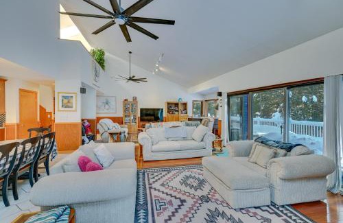 Tannersville House | Ultimate Mountain Home with Hot Tub!