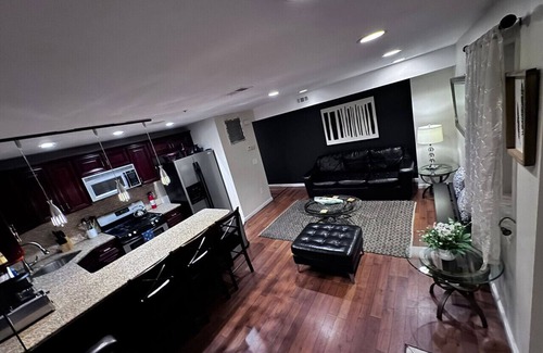 Union City Apartment | Ultra Spacious Penthouse - Apt 2 & 3 Combo -15 Mins from NYC