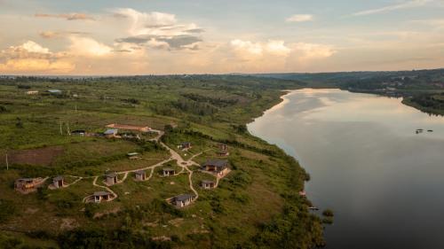 Rwamagana Cabin | UMVA Muhazi - Adults Only