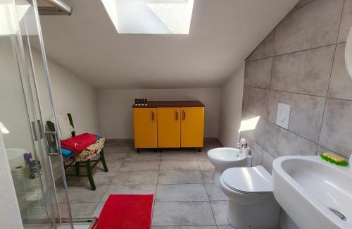 Roata Rossi House | una stanza per viandanti